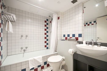 Crossley Hotel Melbourne - Airlie Beach Holiday 22