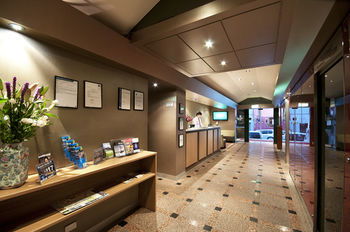 Crossley Hotel Melbourne - Airlie Beach Holiday 24