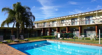 Econo Lodge Tamworth - Airlie Beach Holiday 5