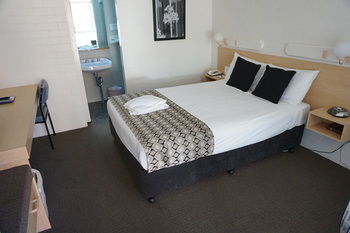 Econo Lodge Tamworth - Airlie Beach Holiday 11