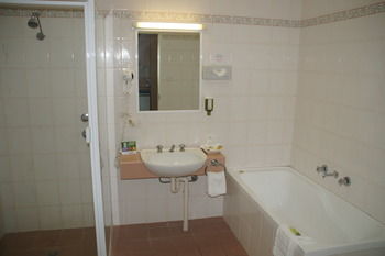 Econo Lodge Tamworth - Airlie Beach Holiday 43