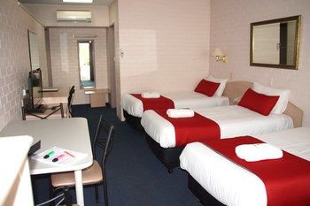 Econo Lodge Tamworth - Airlie Beach Holiday 82