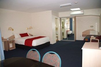 Econo Lodge Tamworth - Airlie Beach Holiday 84