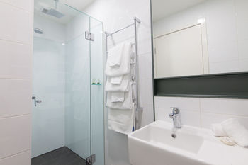 Abode By Easystay - Airlie Beach Holiday 19