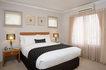 Ringwood Royale - Airlie Beach Holiday 9