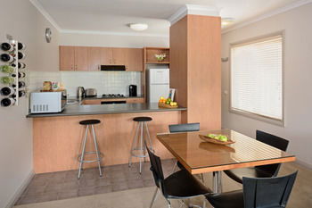 Ringwood Royale - Airlie Beach Holiday 16