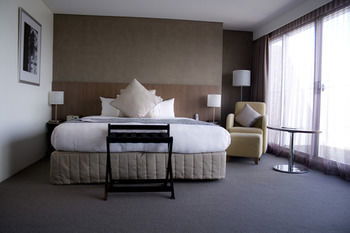 Hotel Urban St Leonards - Airlie Beach Holiday 25