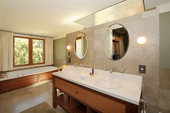 Emirates One&Only Wolgan Valley Australia - Airlie Beach Holiday 15