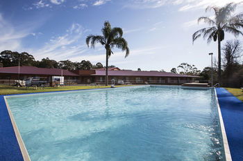 Archer Hotel Nowra - Airlie Beach Holiday 2