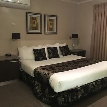 Eltham Gateway Hotel - Airlie Beach Holiday 18