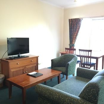 Eltham Gateway Hotel - Airlie Beach Holiday 25