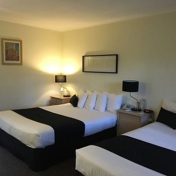 Eltham Gateway Hotel - Airlie Beach Holiday 28