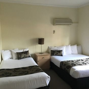 Eltham Gateway Hotel - Airlie Beach Holiday 46