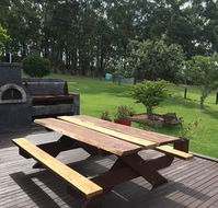 Sinclairs Country Retreat - Airlie Beach Holiday