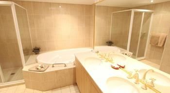 The Hermitage Motel - Airlie Beach Holiday 38