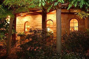 The Hermitage Motel - Airlie Beach Holiday 9