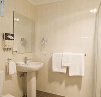 Noahaposs Mid City Motor Inn - Airlie Beach Holiday