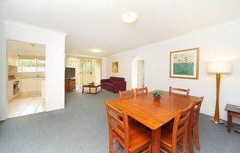 Waldorf Eastwood Residential Apartments - Airlie Beach Holiday 16