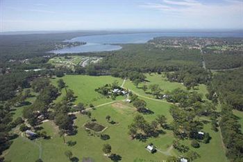 Worrowing At Jervis Bay - Airlie Beach Holiday 0