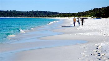 Worrowing At Jervis Bay - Airlie Beach Holiday 7