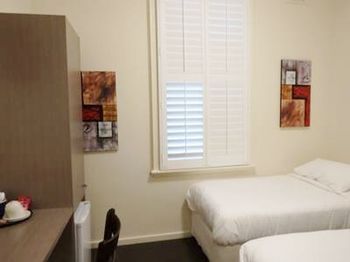 Naughtons Parkville Hotel - Airlie Beach Holiday 5