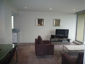 Wyndel Apartments - Harbour Watch - Airlie Beach Holiday 7