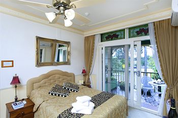 Chatswood NSW Airlie Beach Holiday