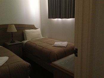 Nunawading Motor Inn - Airlie Beach Holiday 8