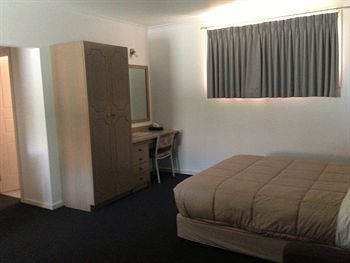 Nunawading Motor Inn - Airlie Beach Holiday 22
