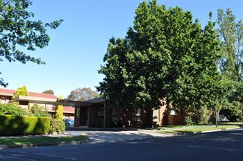 Nunawading Motor Inn - Airlie Beach Holiday 23