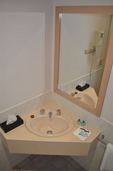Nunawading Motor Inn - Airlie Beach Holiday 26