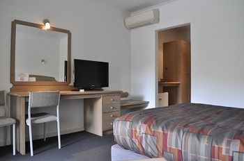 Nunawading Motor Inn - Airlie Beach Holiday 34