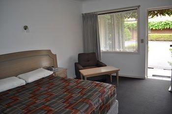 Nunawading Motor Inn - Airlie Beach Holiday 40