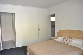 Nunawading Motor Inn - Airlie Beach Holiday 42
