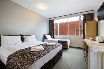 Meadow Inn Hotel-Motel - Airlie Beach Holiday 7