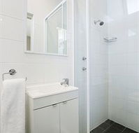 Colyton Hotel - Airlie Beach Holiday