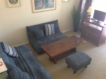 Australian Home Away @ Box Hill 21 - Airlie Beach Holiday 8