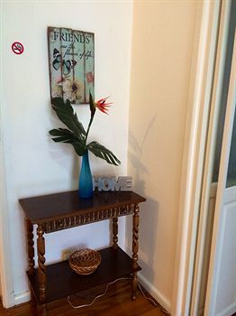 Australian Home Away @ Doncaster Grange Park - Airlie Beach Holiday 7