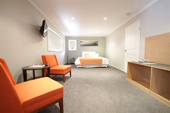 The Edgewater Bed & Breakfast - Airlie Beach Holiday 29