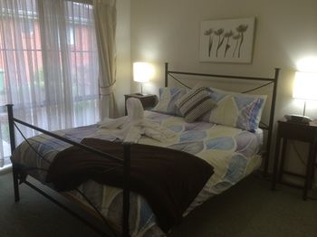 Australian Home Away Ringwood @ Bardia - Airlie Beach Holiday 9