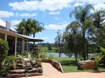 Clarence River Bed & Breakfast - Airlie Beach Holiday 0