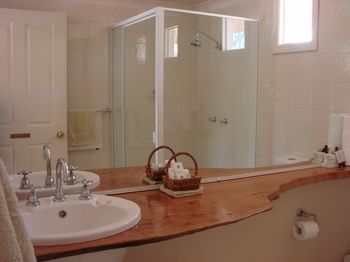 Clarence River Bed & Breakfast - Airlie Beach Holiday 10