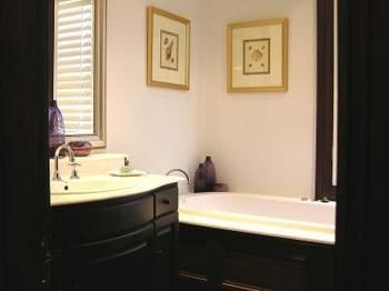 Bishop's Court Estate, Boutique Hotel - Airlie Beach Holiday 0