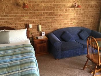 Golden Grain Motor Inn - Airlie Beach Holiday 9