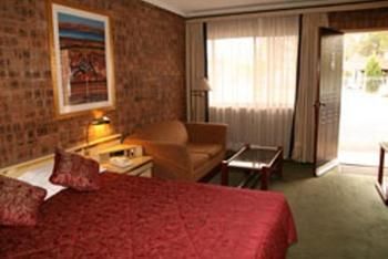 Countryman Motor Inn - Airlie Beach Holiday 31