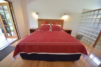 Coverdales B & B At Eumundi - Airlie Beach Holiday 20