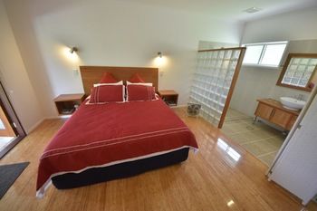 Coverdales B & B At Eumundi - Airlie Beach Holiday 22