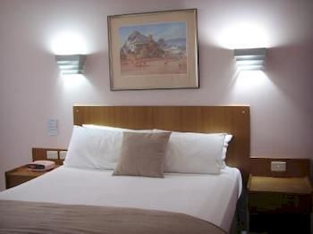 Tamwell Motel And Coffee Lounge - Airlie Beach Holiday 1
