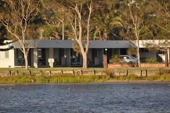 Edgewater Motel Ulladulla - Airlie Beach Holiday 6