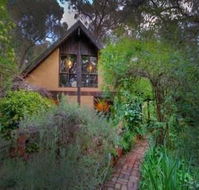 Steindorf Cottages - Airlie Beach Holiday